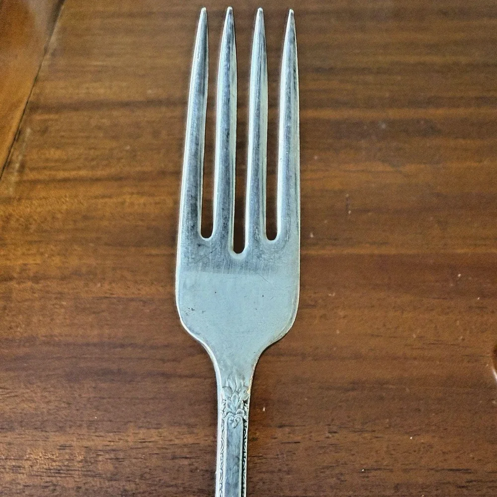 Set of 8 Vintage‎ 1847 Rogers Bros IS Luncheon Forks 7